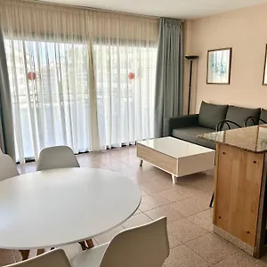 apartamentos-aventura-salou.top-hotels-tarragona.com/